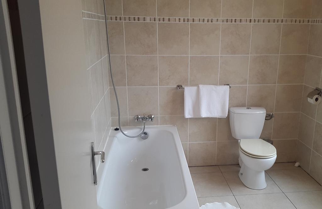 Hotel Antwerp Billard Palace Bagian luar foto