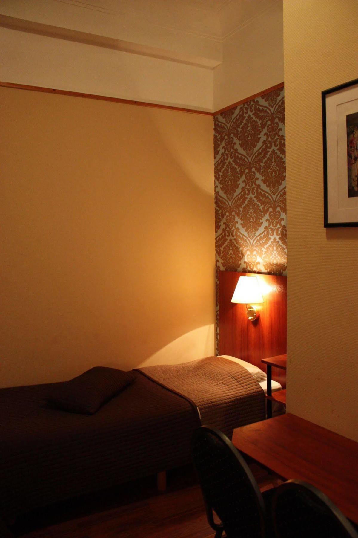 Hotel Antwerp Billard Palace Bagian luar foto